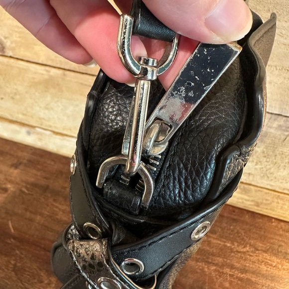 Michael Kors Pebbled Leather Crossbody Bag – Black – Adjustable Strap - Picture 7 of 14